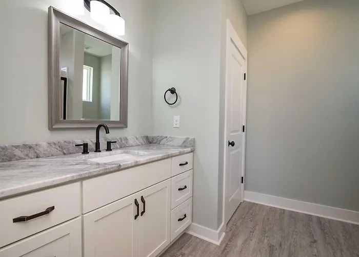 Zoe's Zen 5 Bedroom Lockout Gulf Shores
