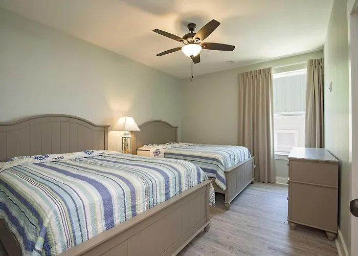Zoe's Zen 5 Bedroom Lockout Holiday home Gulf Shores