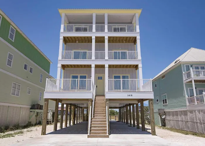 Zoe's Zen 5 Bedroom Lockout Holiday home *